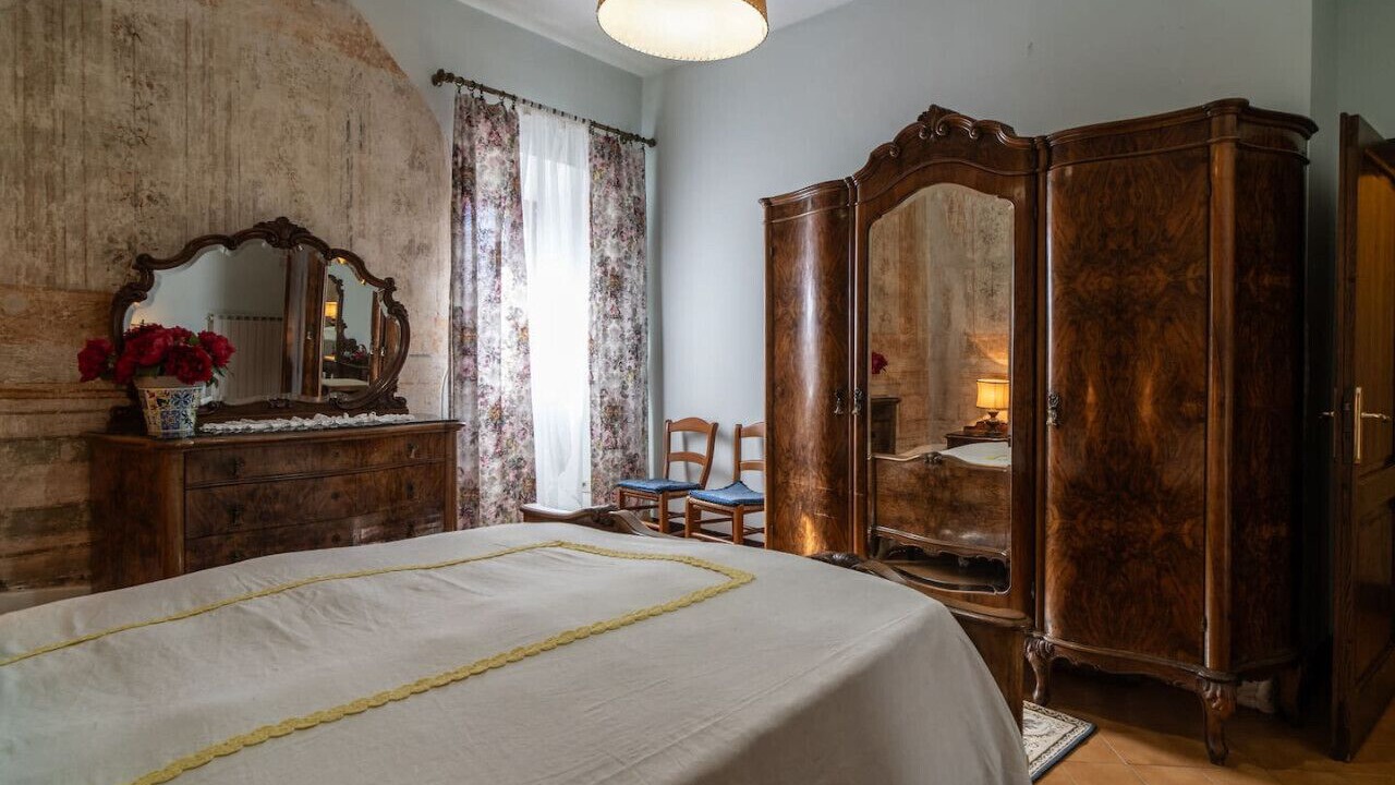 Photo of Bedroom in Montasola