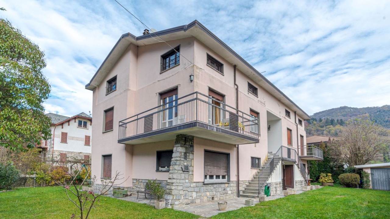 Photo of Outdoor in Barni