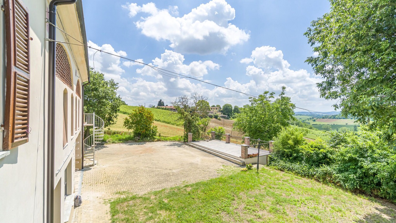 Photo of Bedroom in Rosignano Monferrato