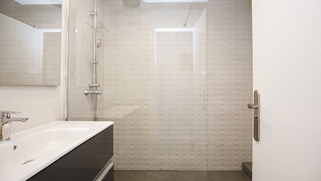 Photo of Bathroom in Montjuic