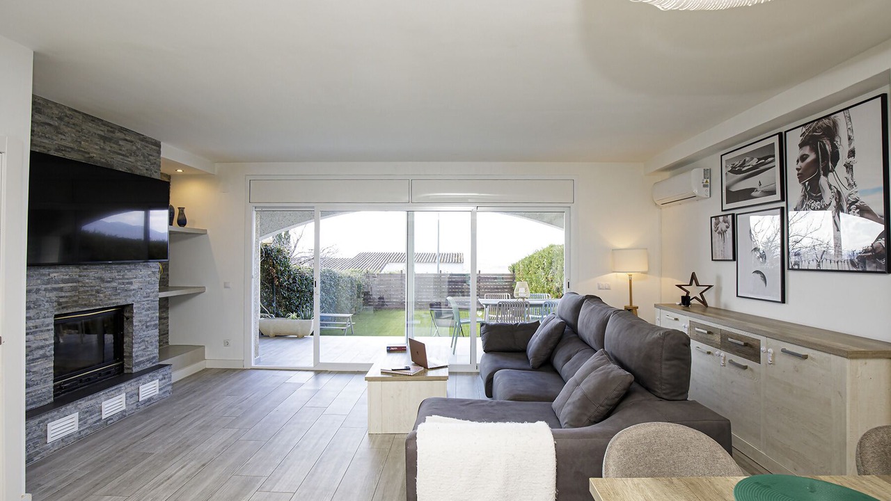 Photo of Livingroom in Montjuic