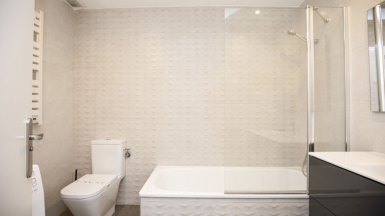 Photo of Bathroom in Montjuic