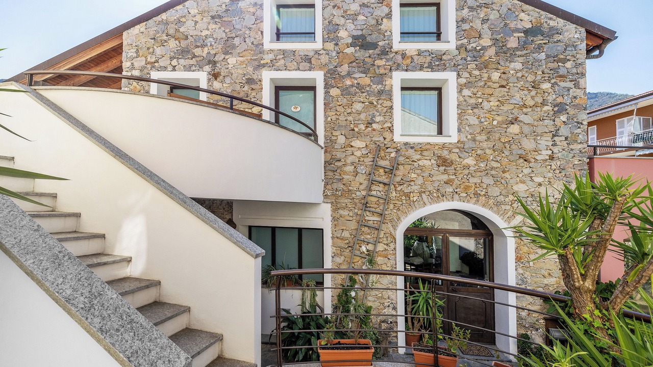 Photo of Outdoor in Toirano