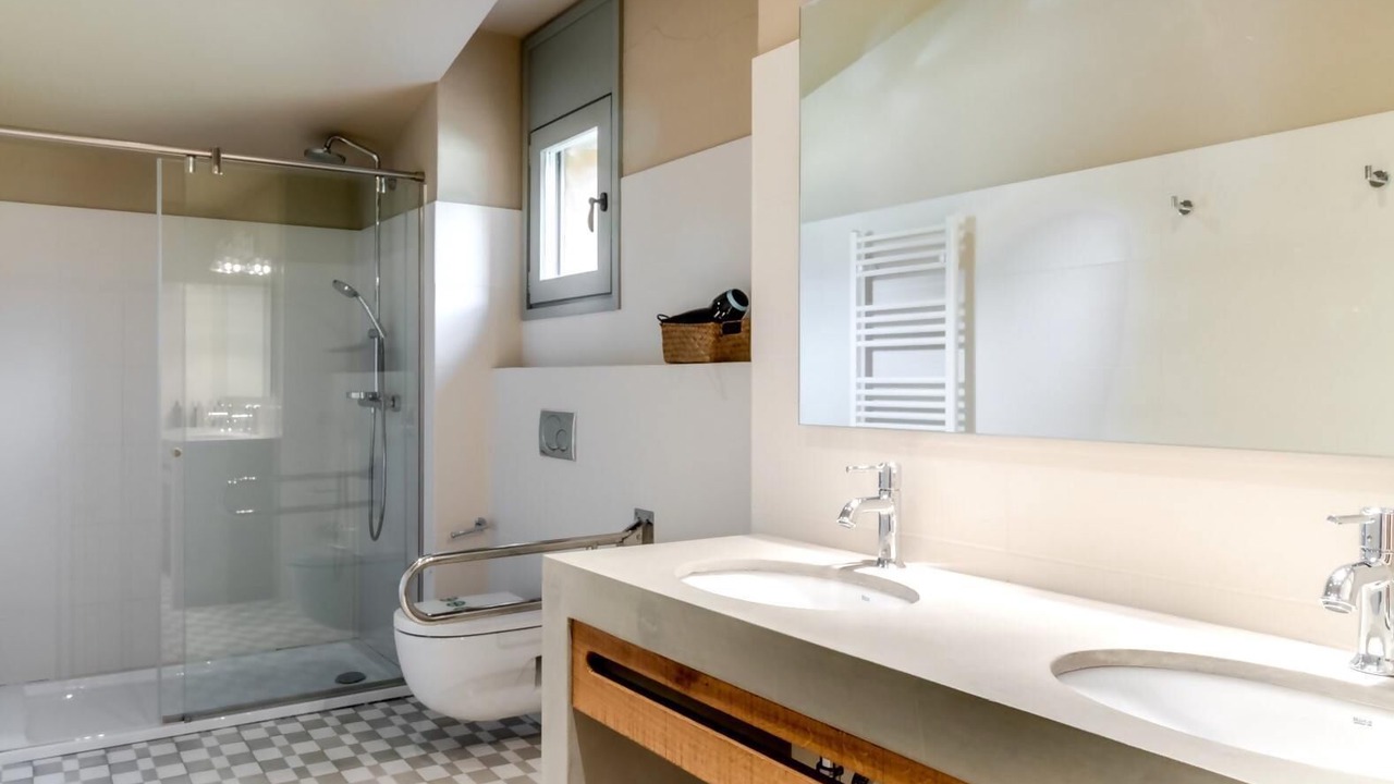 Photo of Bathroom in Pedrinya