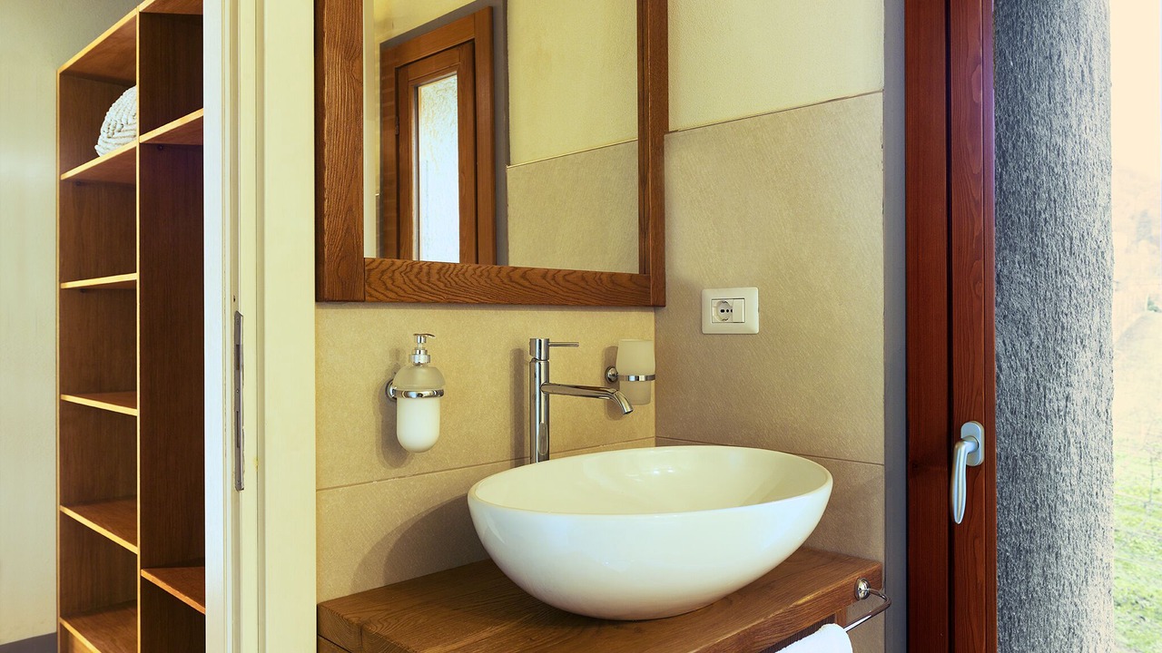 Photo of Bathroom in Barge