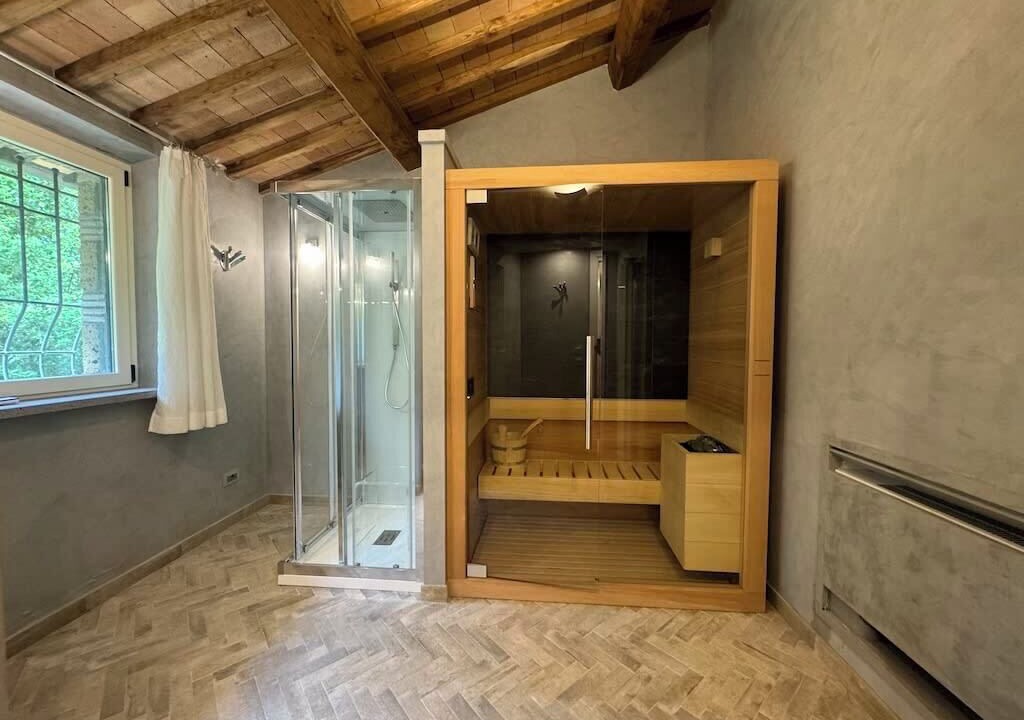Photo of Bathroom in Porano