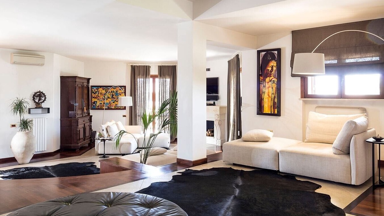 Photo of Livingroom in Syracuse