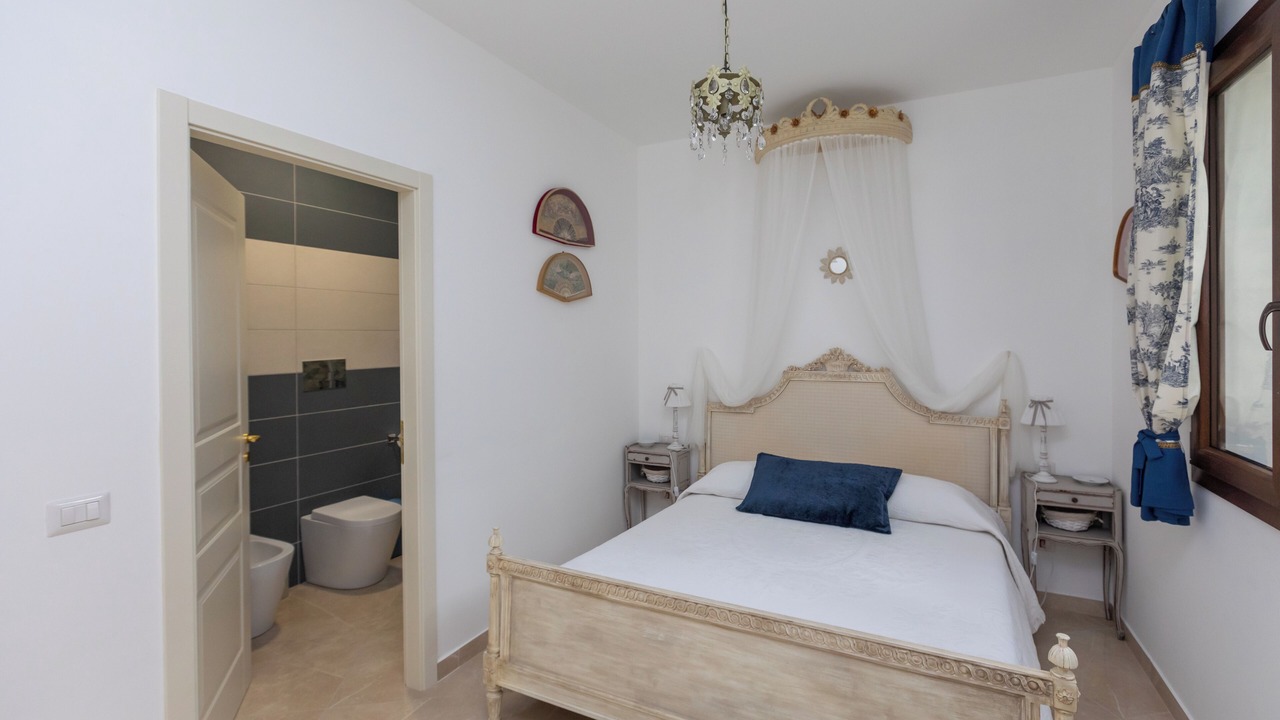 Photo of Bedroom in Belvedere