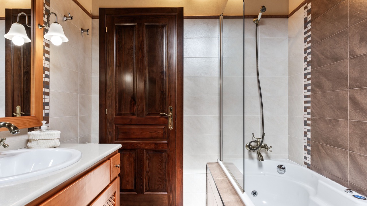 Photo of Bathroom in Bustiello de Paredes