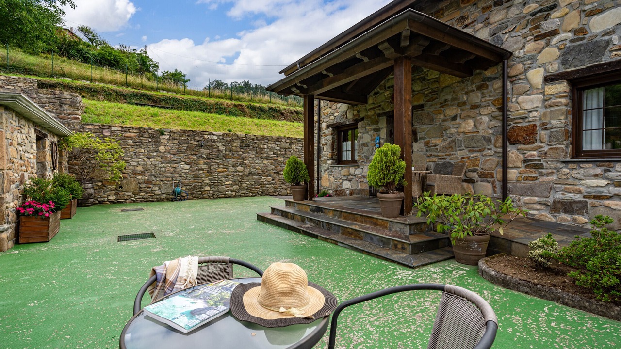 Photo of Outdoor in Bustiello de Paredes