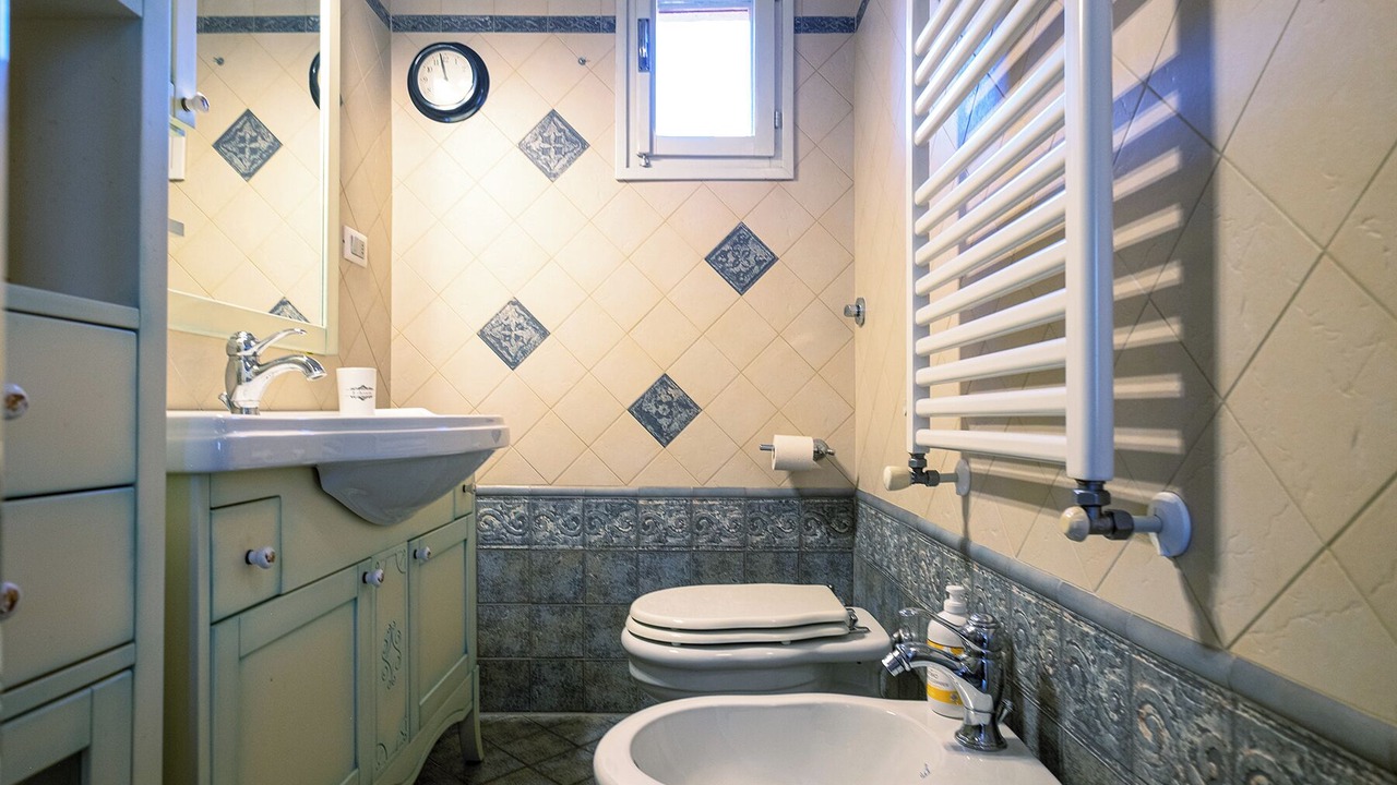 Photo of Bathroom in Savena