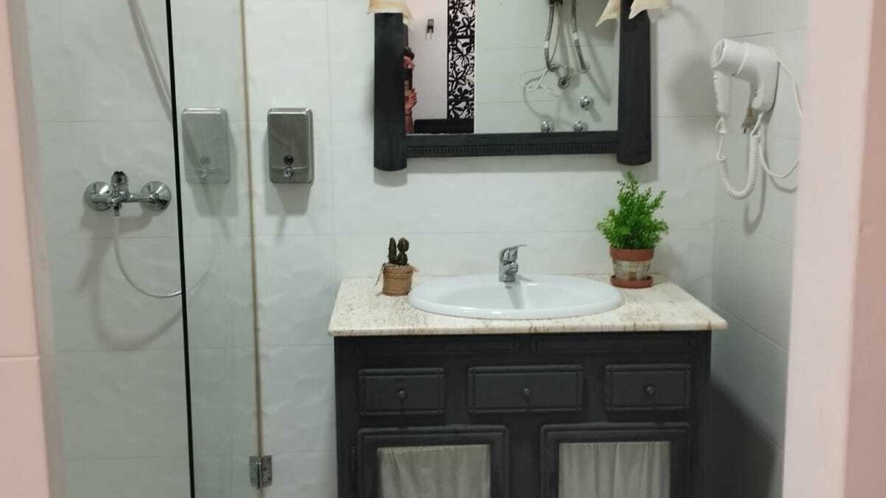 Photo of Bathroom in Adra