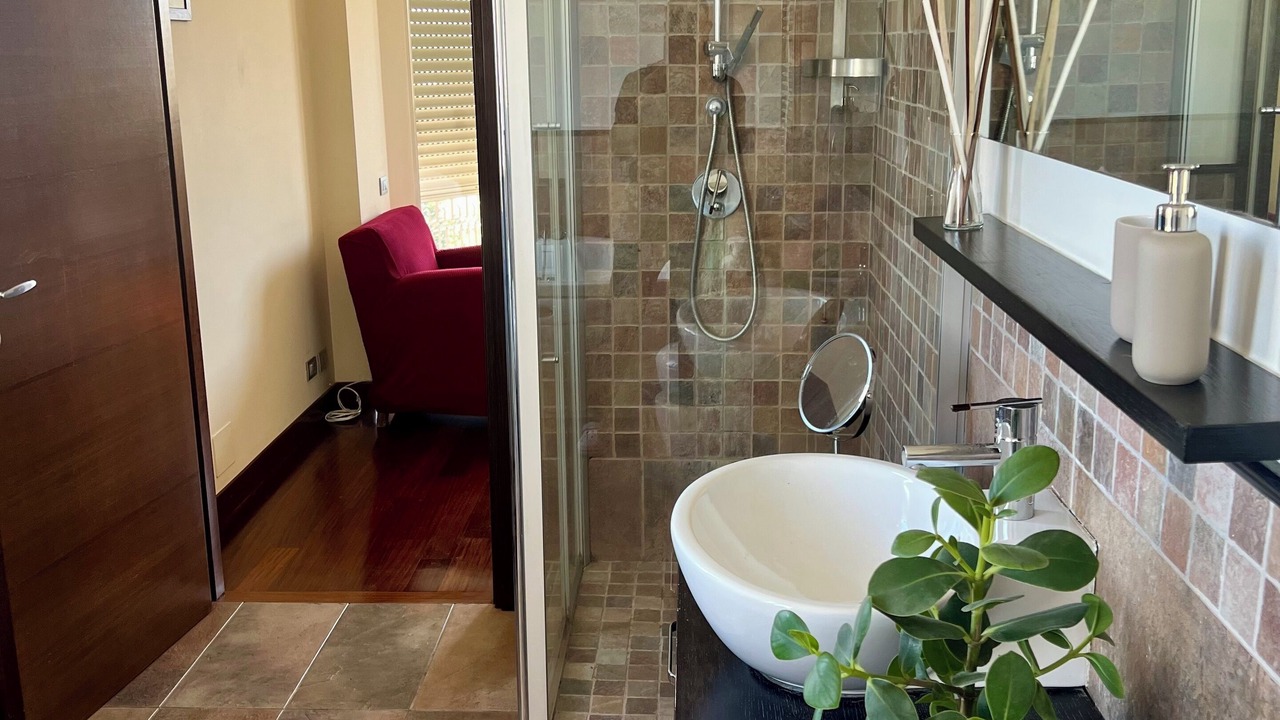 Photo of Bathroom in Zona XVI Torrenova