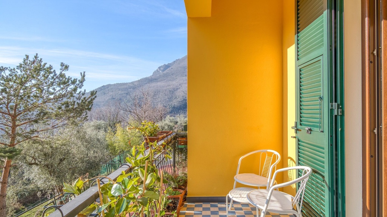 Photo of Patio Balcony in Erli