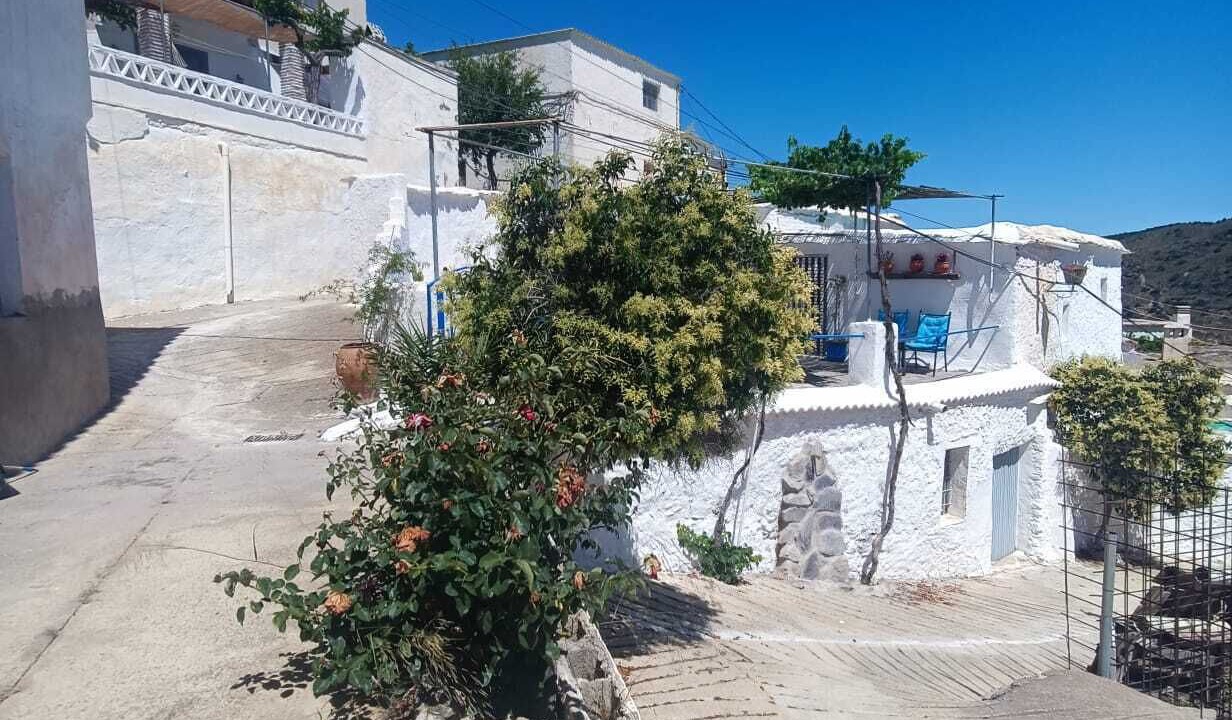Photo of Outdoor in Jorairatar