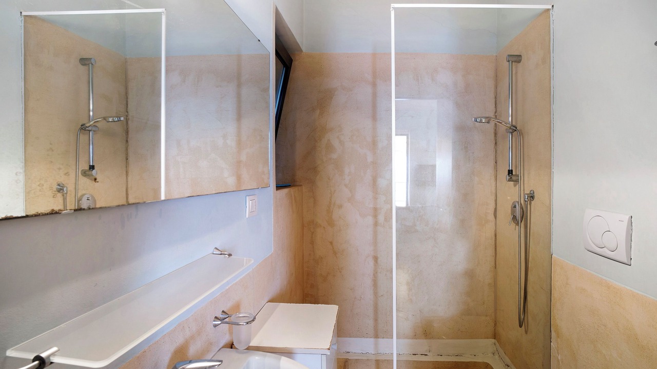 Photo of Bathroom in Andora
