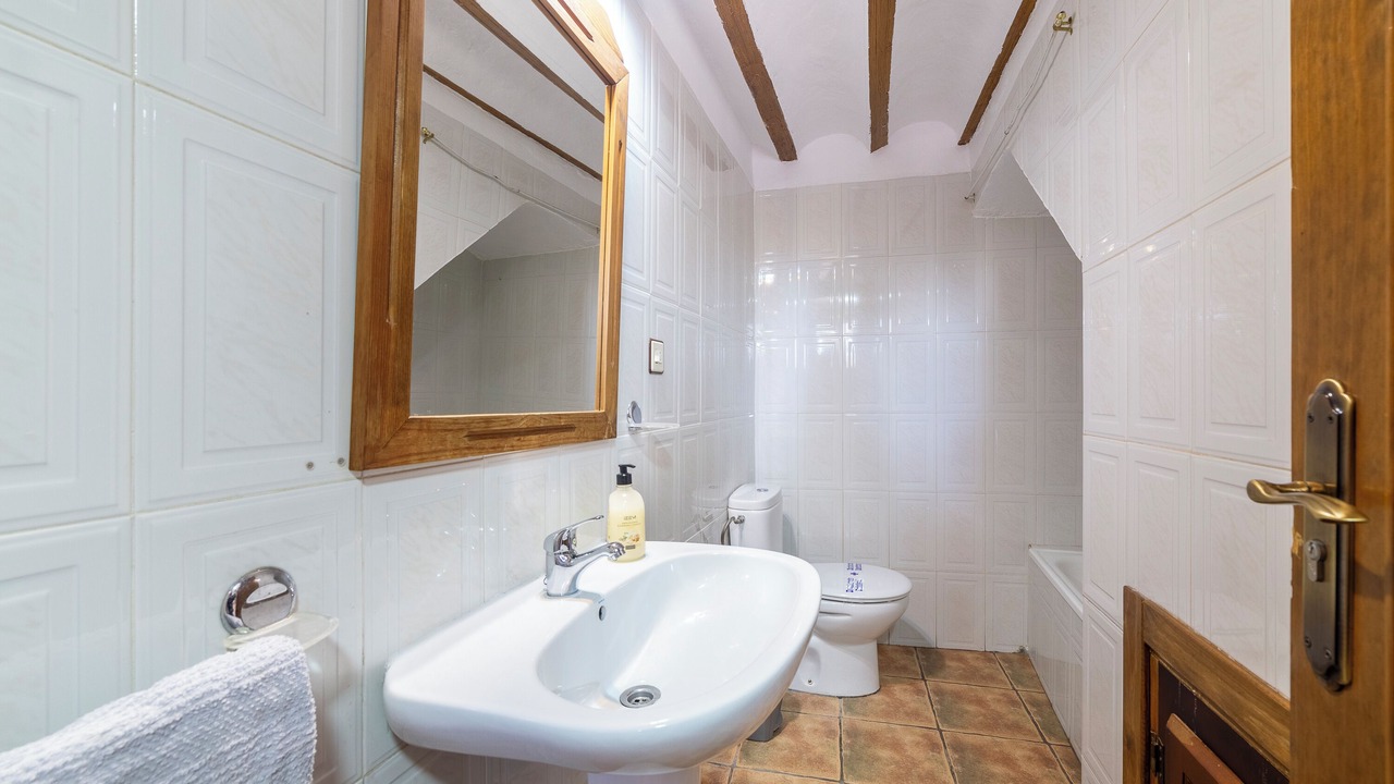 Photo of Bathroom in Velez-Blanco