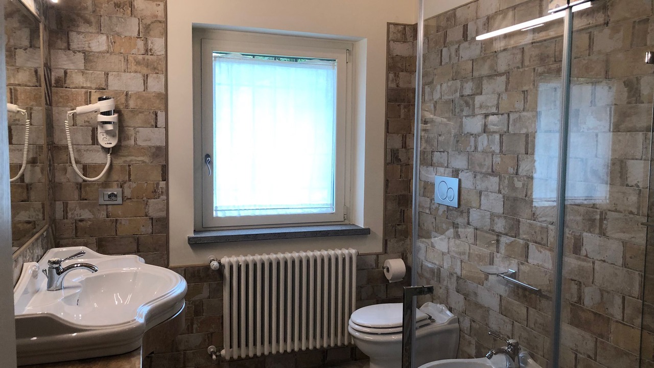Photo of Bathroom in Porano
