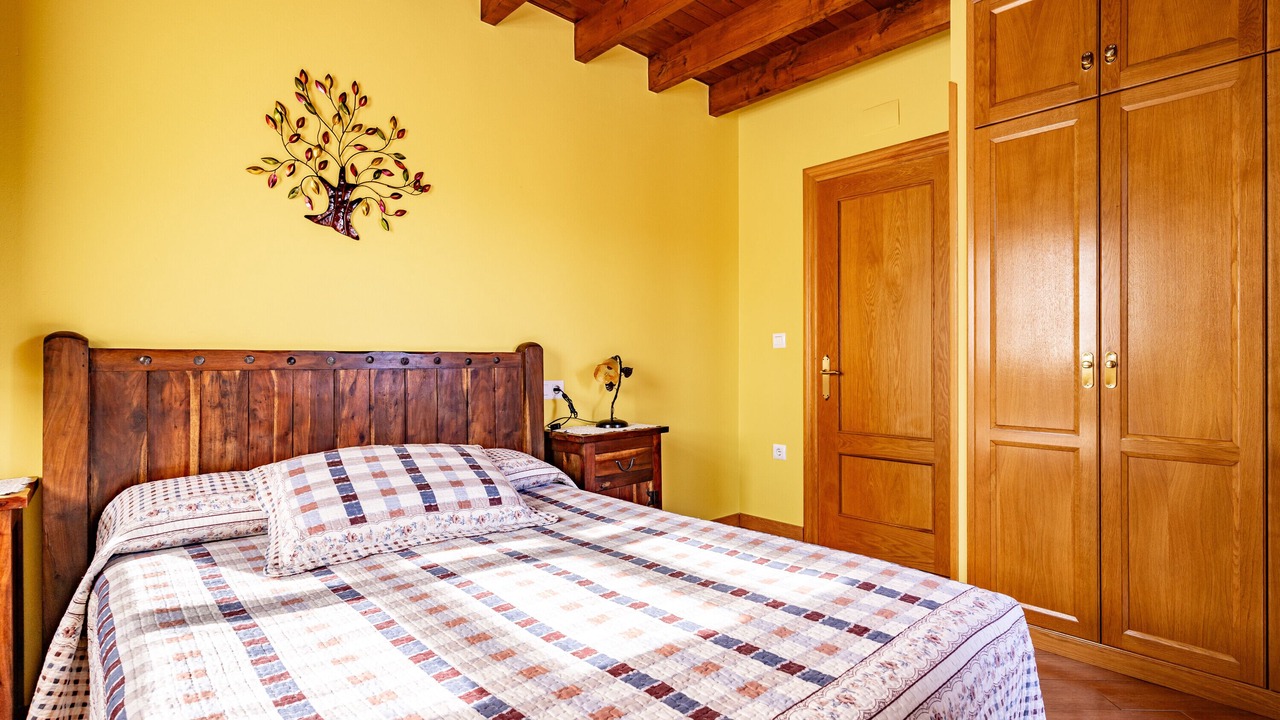Photo of Bedroom in Llenin