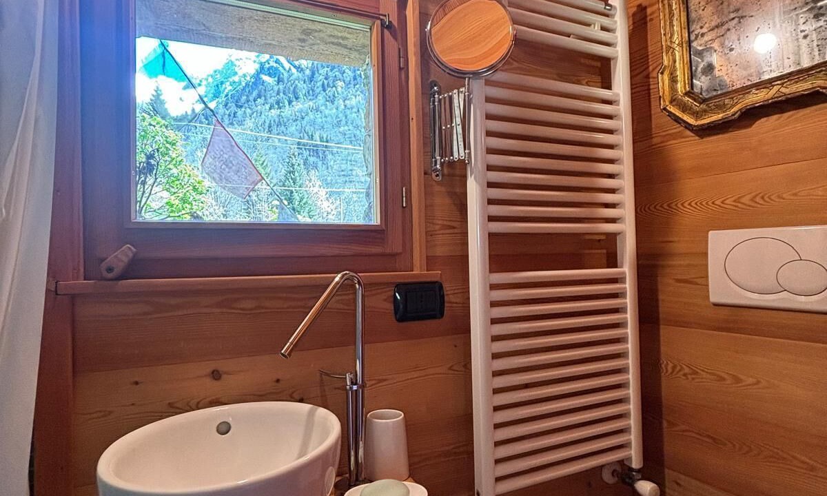 Photo of Bathroom in Alagna Valsesia
