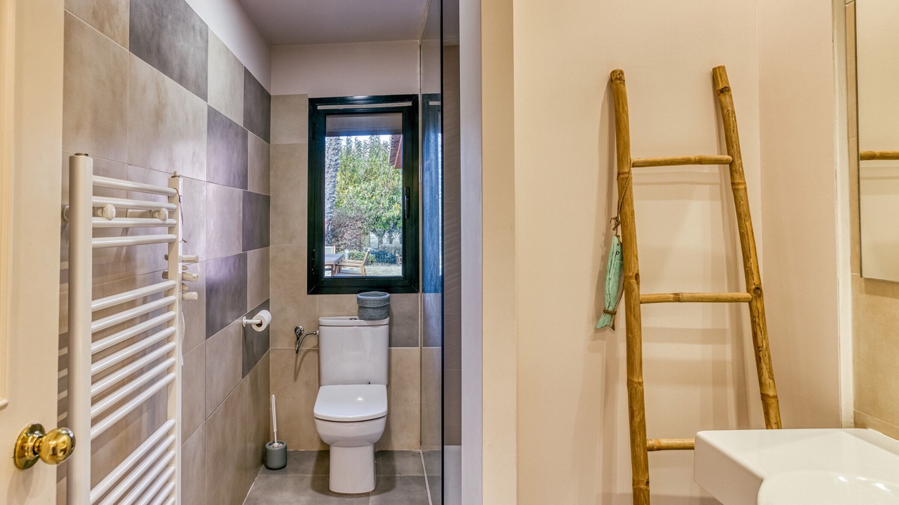 Photo of Bathroom in Navata