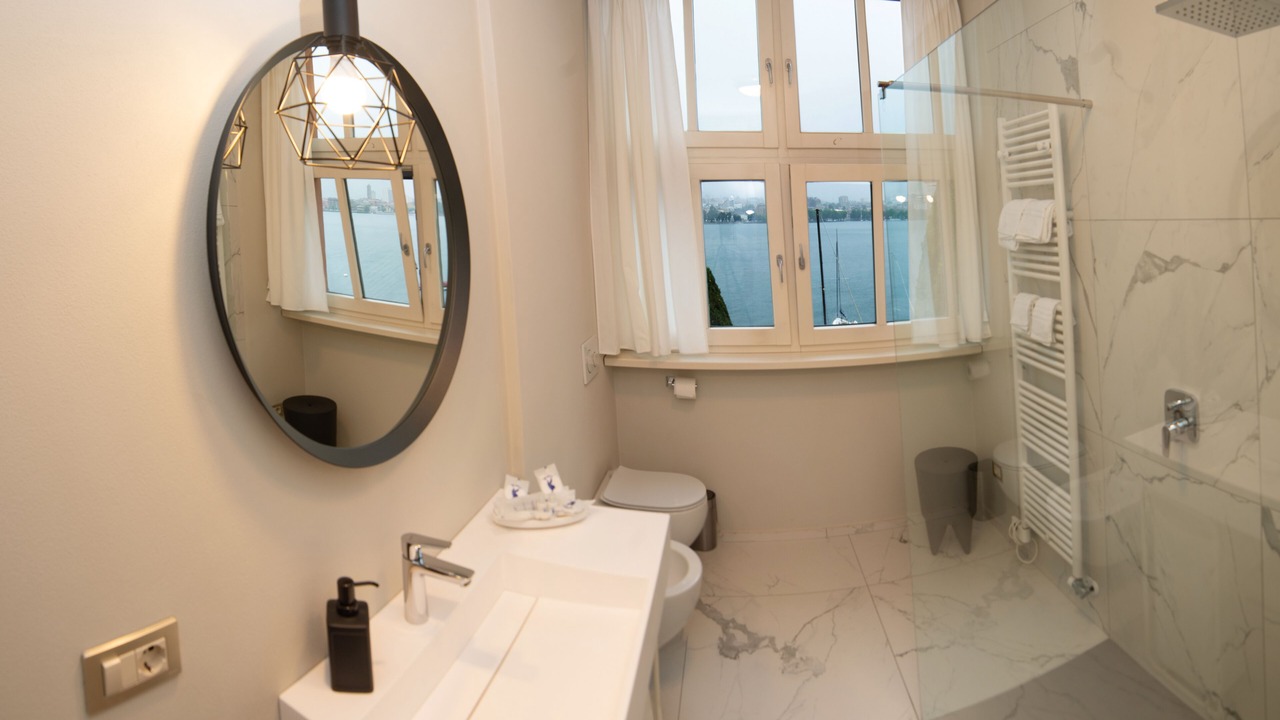 Photo of Bathroom in Malgrate