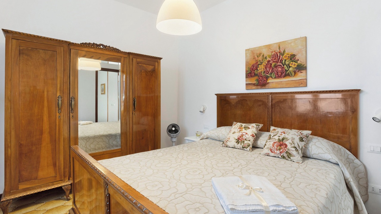 Photo of Bedroom in Arcola