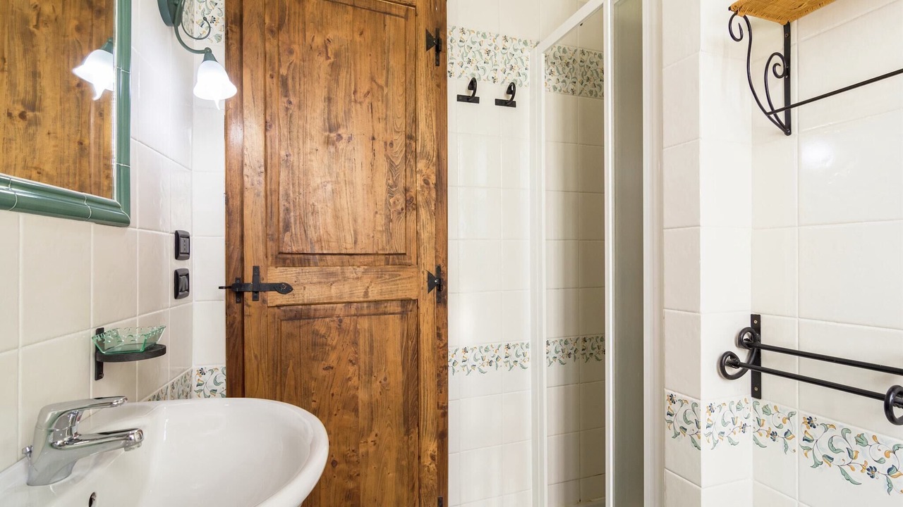 Photo of Bathroom in Todi