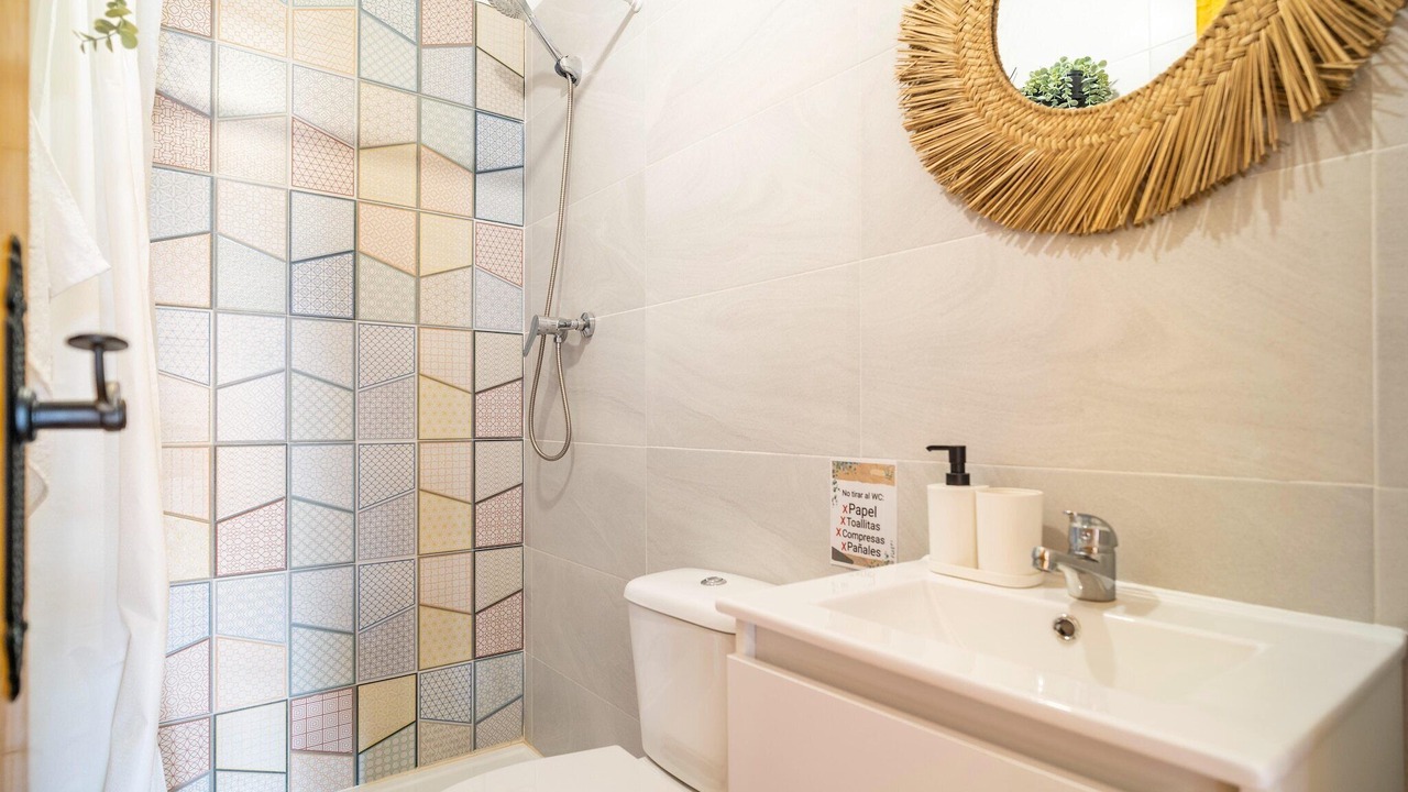 Photo of Bathroom in Adra