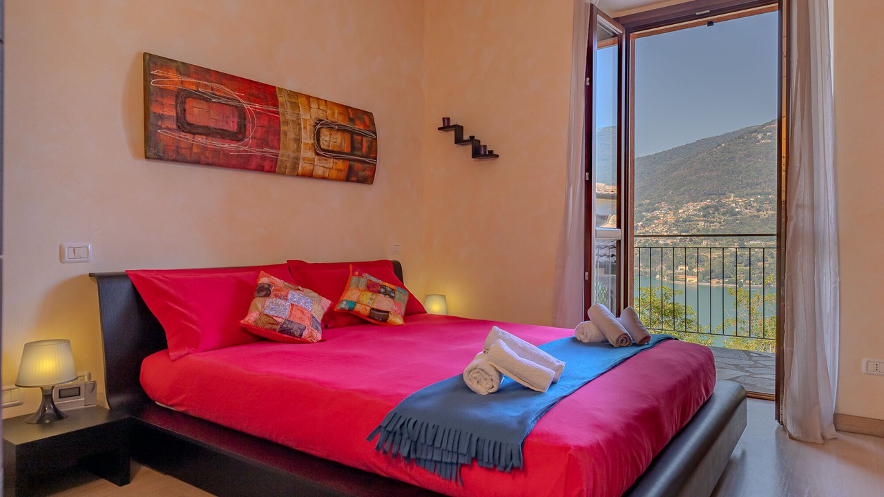 Photo of Bedroom in Blevio
