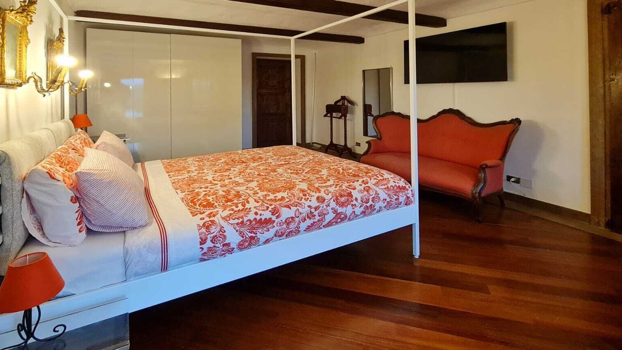 Photo of Bedroom in Santo Stefano Roero