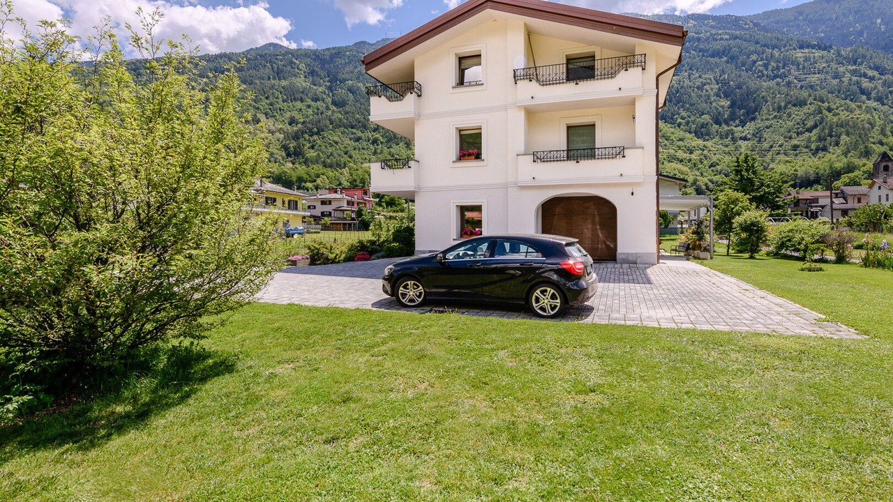 Photo of Outdoor in Lovero