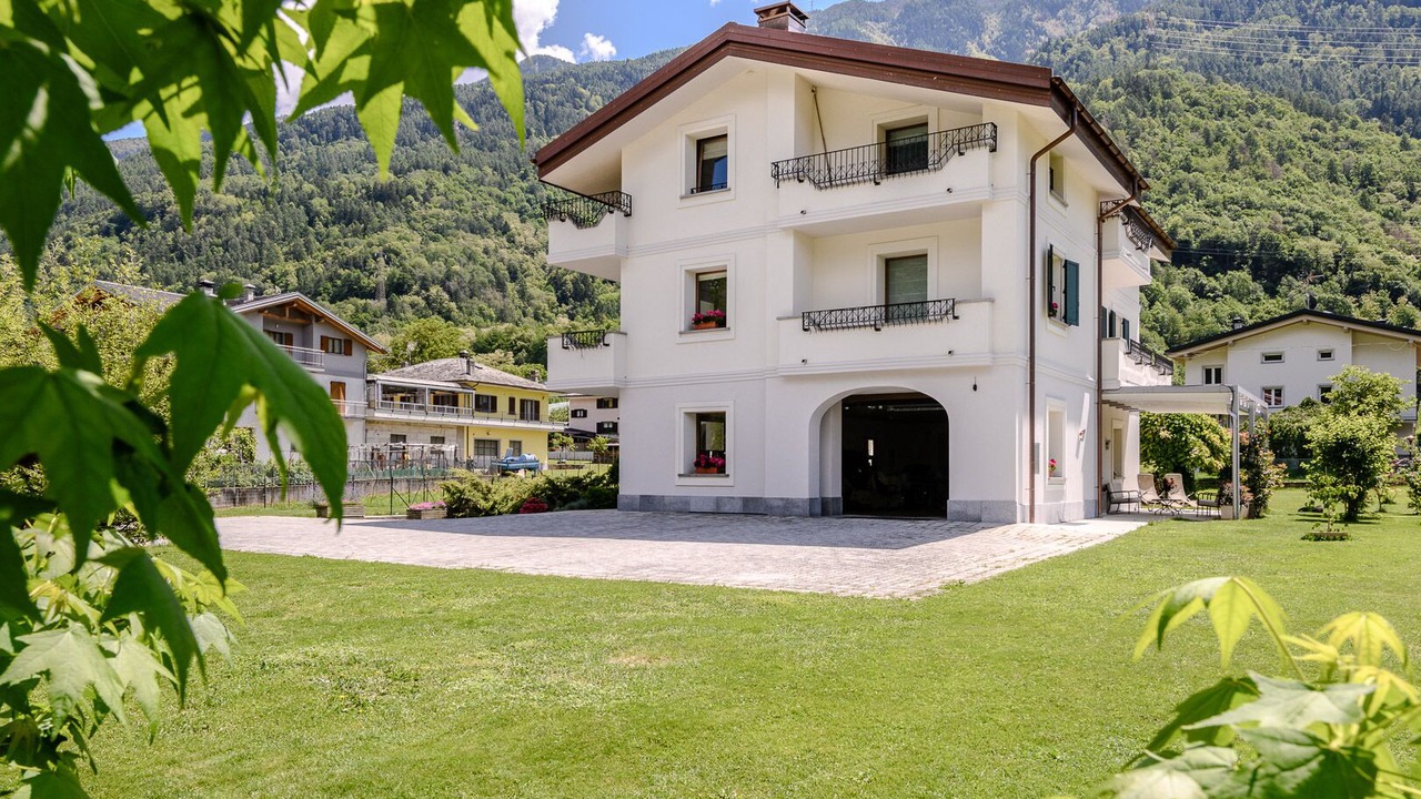 Photo of Outdoor in Lovero