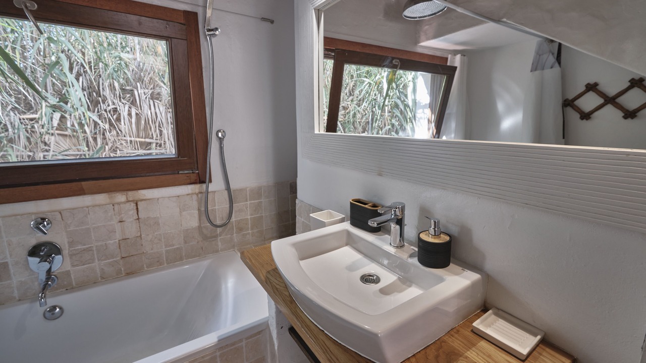 Photo of Bathroom in El Lentiscal