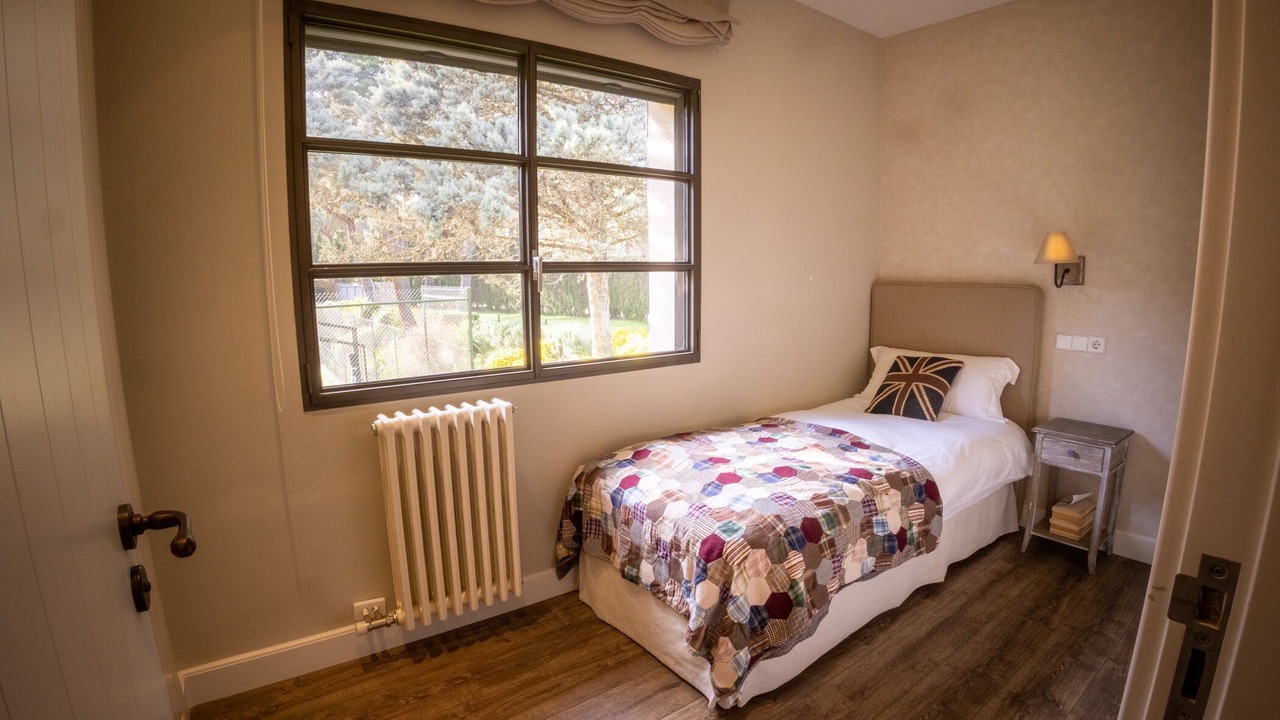 Photo of Bedroom in Mont Barbat