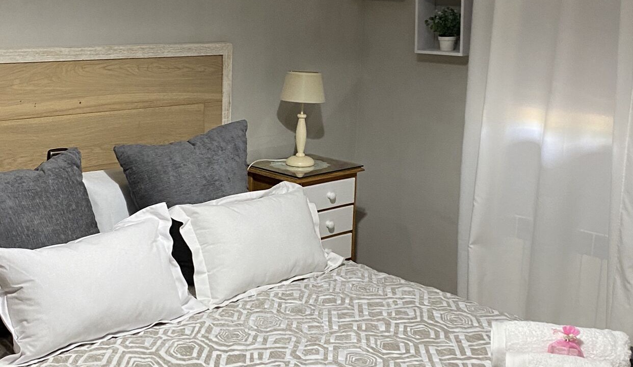 Photo of Bedroom in Madrigal de la Vera