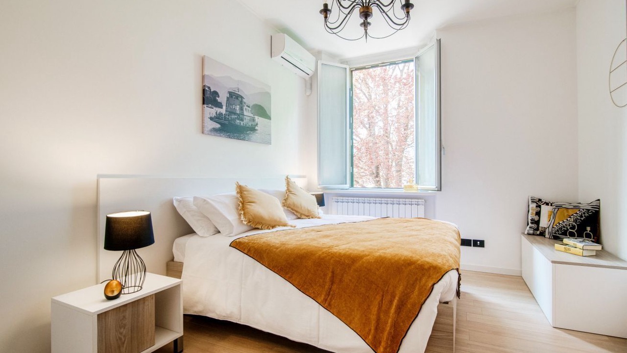 Photo of Bedroom in Cernobbio