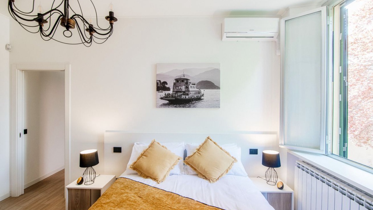 Photo of Bedroom in Cernobbio