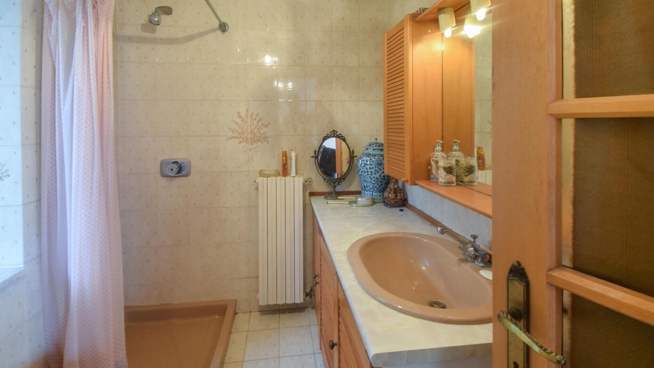 Photo of Bathroom in Vallerotonda
