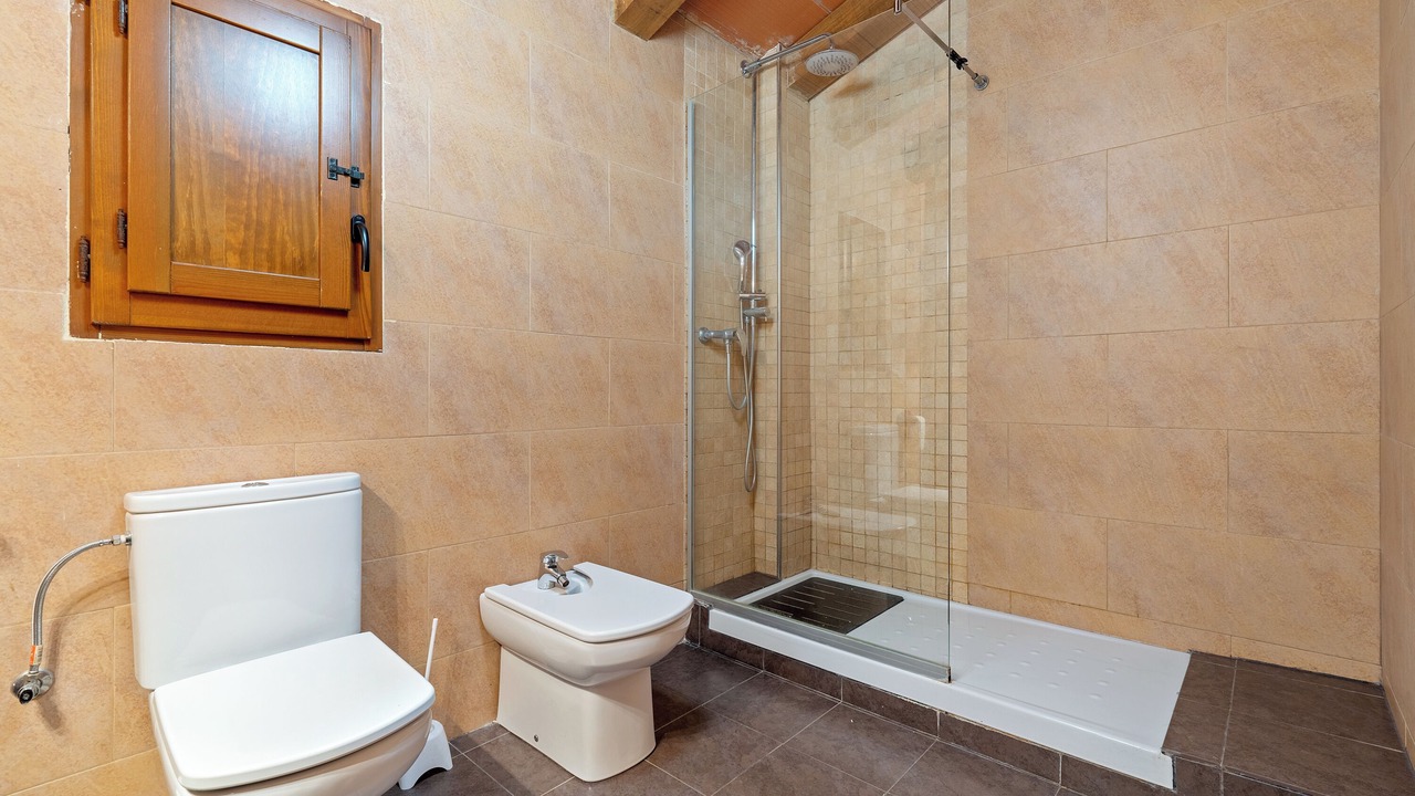 Photo of Bathroom in Flix