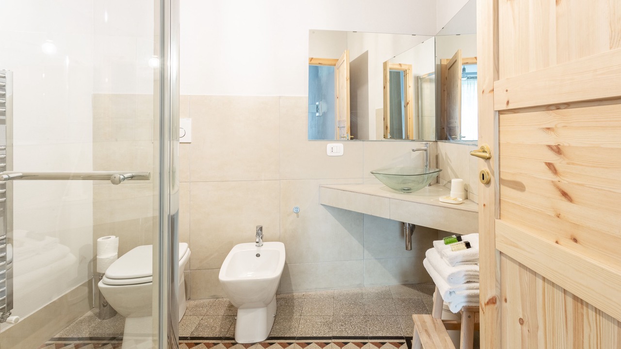 Photo of Bathroom in Orino