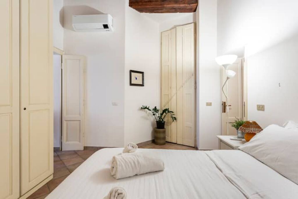 Photo of Bedroom in Scala
