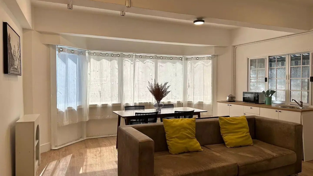 Photo of Livingroom in Pom Prap