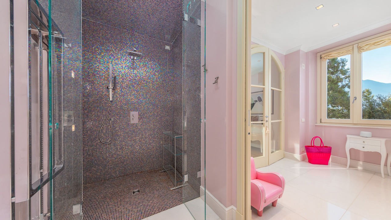 Photo of Bathroom in Tremezzo