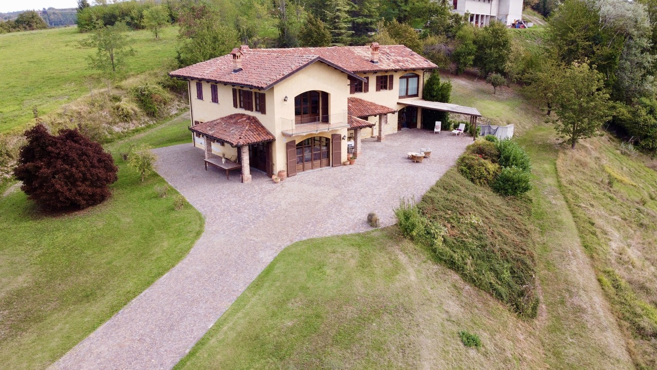 Photo of Outdoor in Roddino