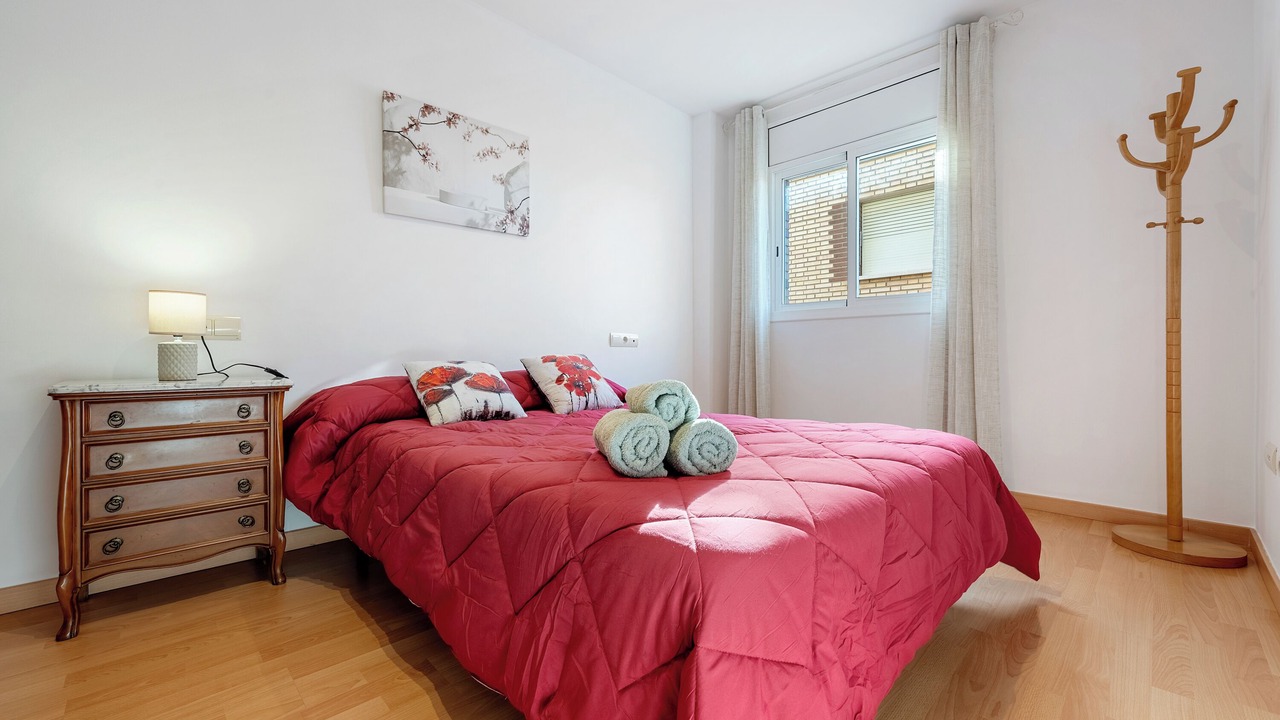 Photo of Bedroom in Flix
