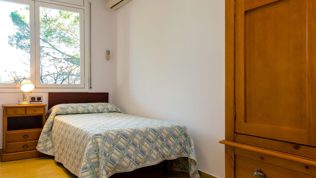 Photo of Bedroom in Port de la Selva