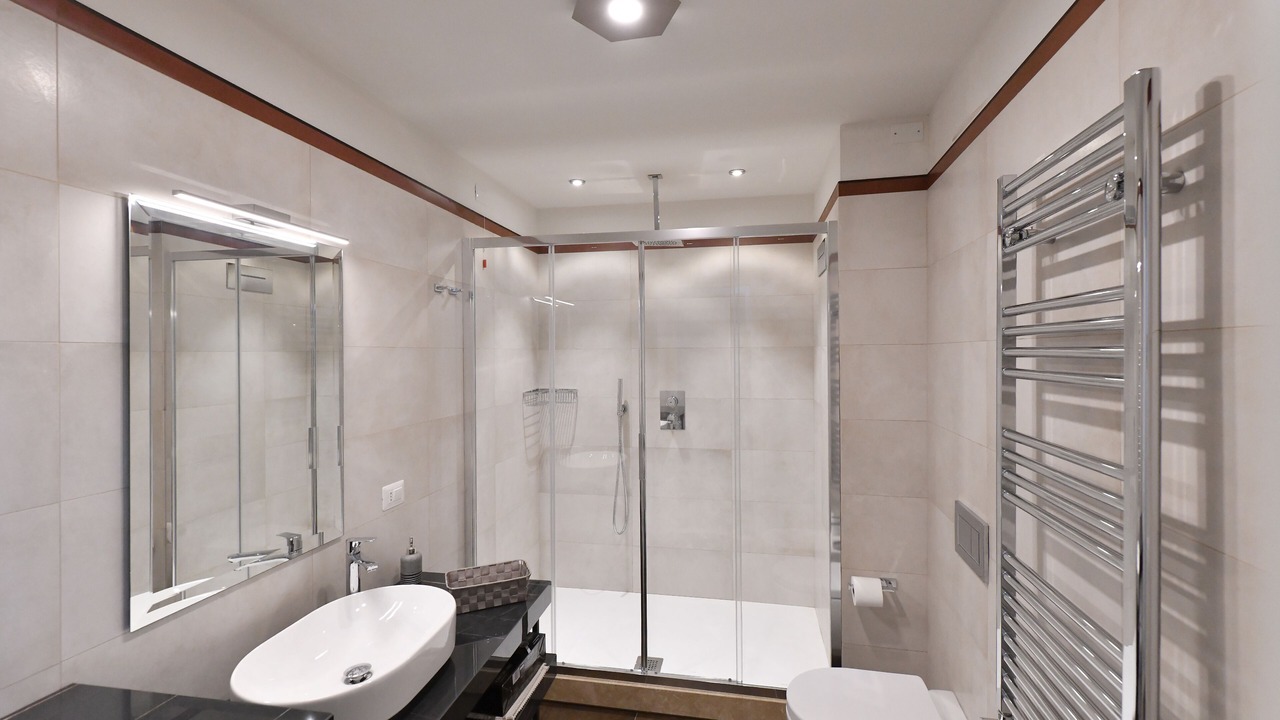 Photo of Bathroom in Todi