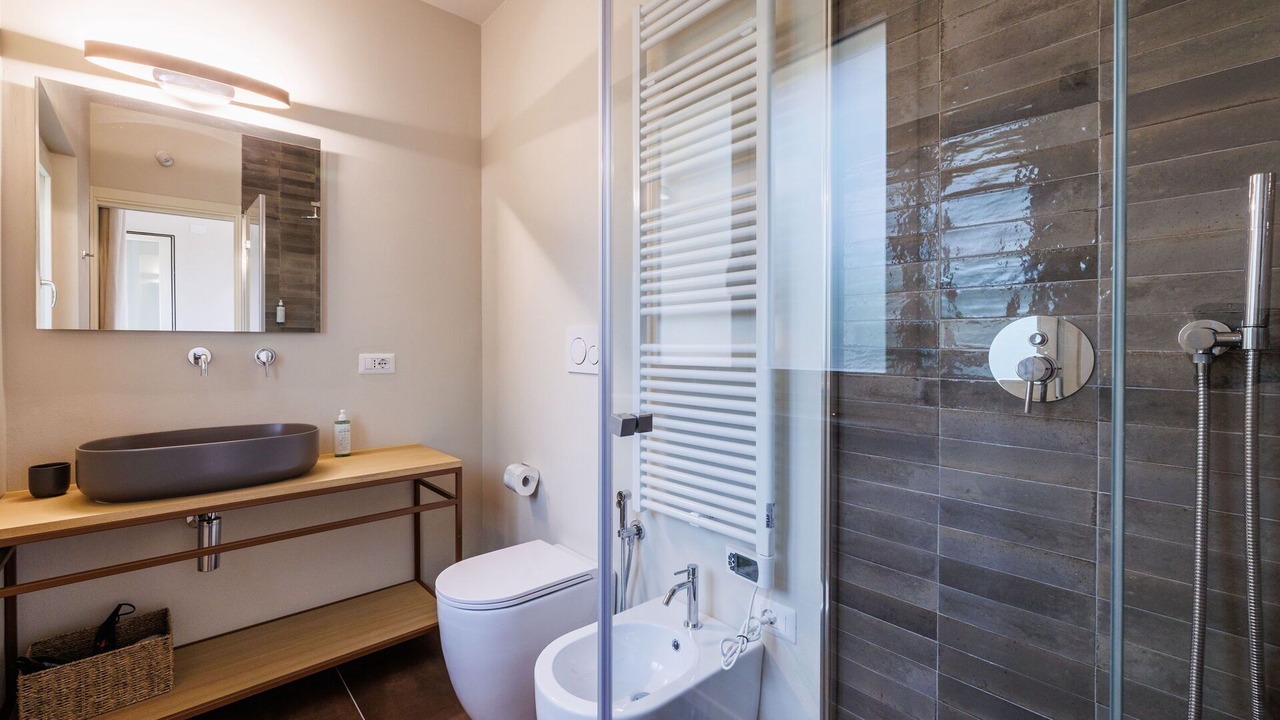 Photo of Bathroom in Monteu Roero