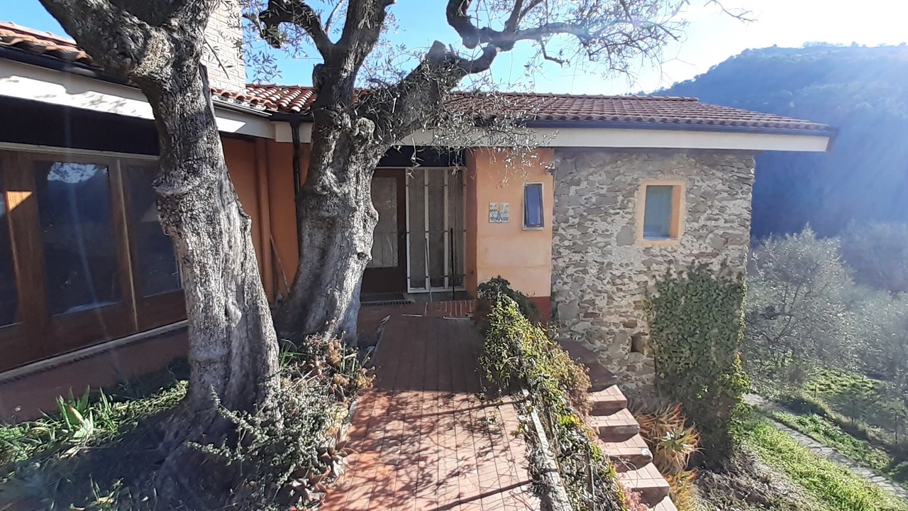 Photo of Outdoor in Dolceacqua